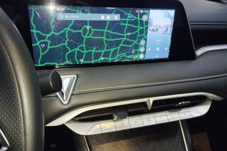 Used Venucia V 2023 260T Idol Edition Pro