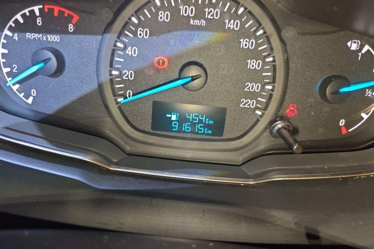 Used Ford Escort 2015 1.5L Manual Comfort Model
