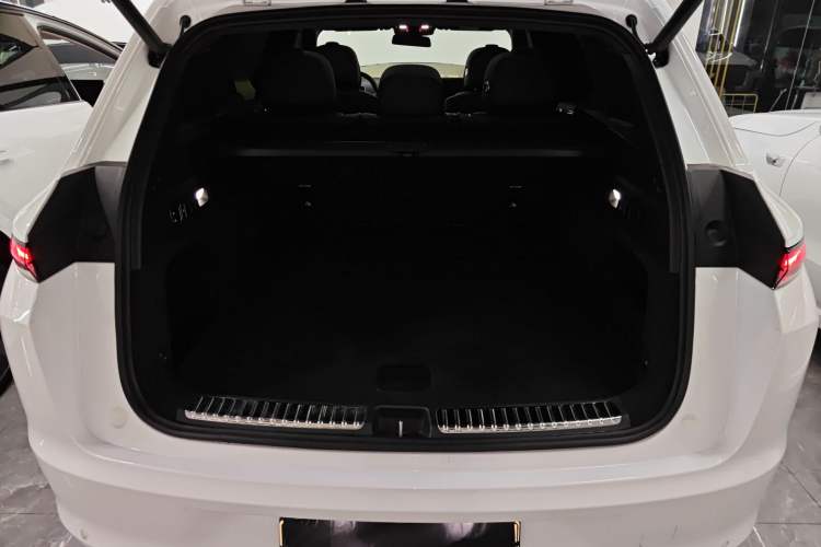 Used Li Auto L7 2023 Pro Model
