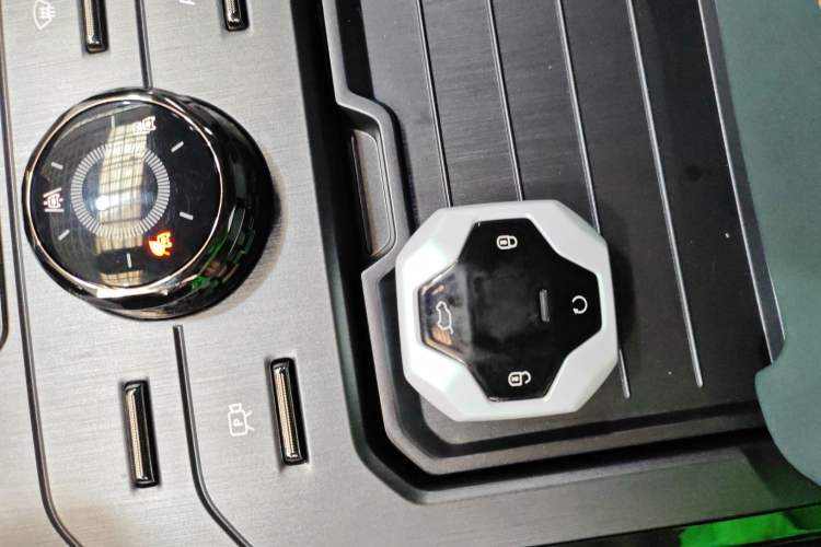 Used JETOUR Traveler 2023 1.5T Two-Wheel Drive Discovery PRO