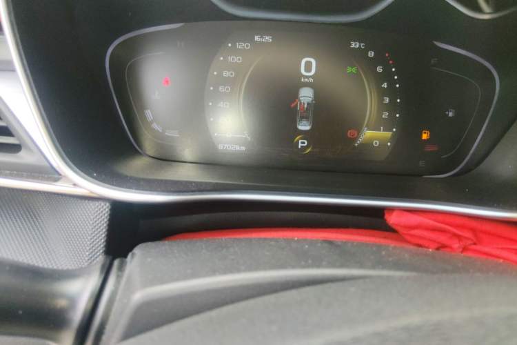 Used Geely Auto Binray 2018 14T CVT Binyi Edition Odometer Close Up