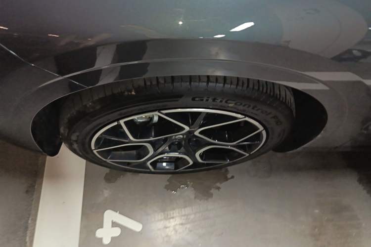 Used CHANGAN NEVO A07 2025 All-Electric "True Fragrance" Edition 710-Mile Long-Range Version Exterior 4