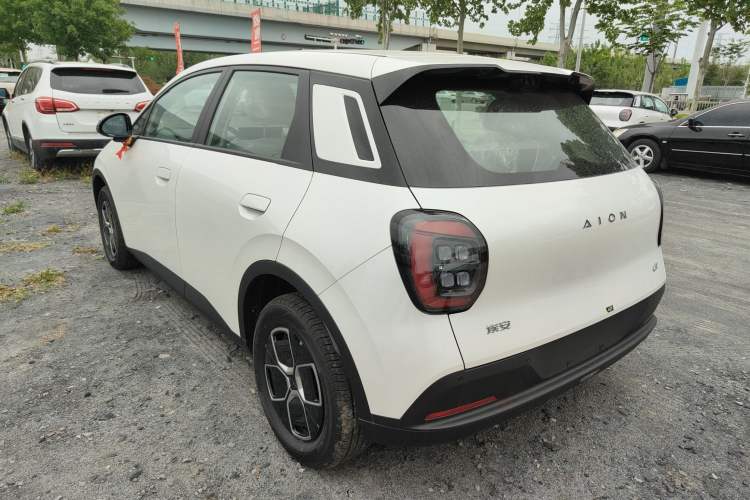 Used AION UT 2025 330 Starlight Edition Rear Left 45 Deg