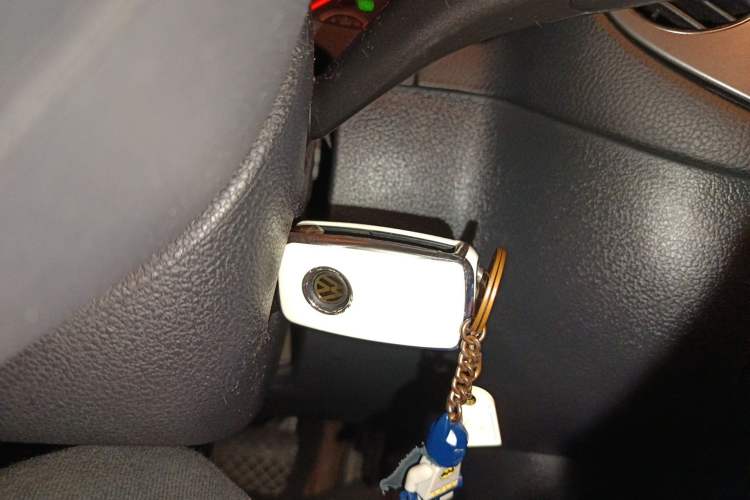 Used Volkswagen Tiguan 2012 1.8TSI Automatic All-Wheel Drive Elite Edition Vehicle Key