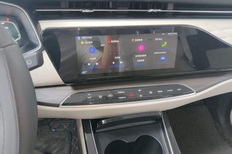 Used CHANGAN OSHAN X7 EV 2020 Luxury Edition 405
