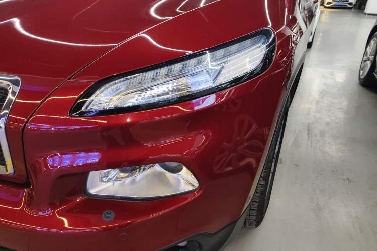 Used Jeep Cherokee 2014 2.4L Luxury Edition