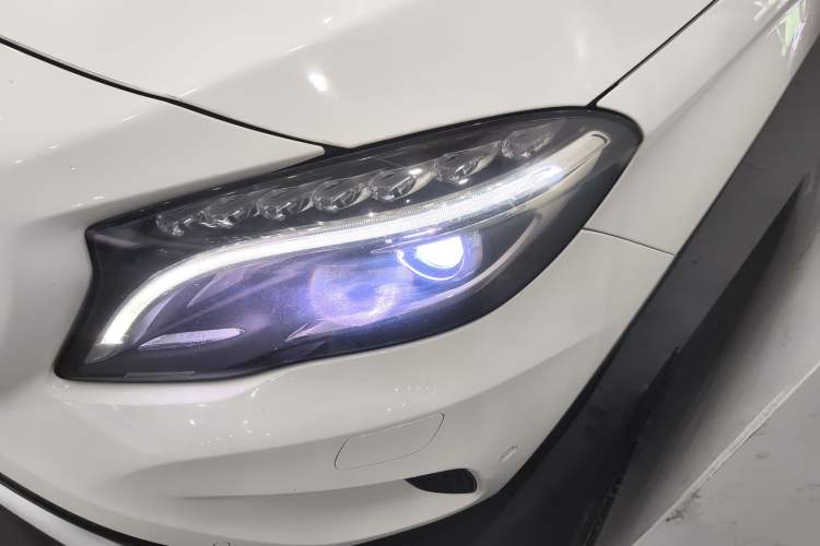 Used Mercedes-Benz GLA 2016 GLA 220 4MATIC Fashion Edition Left Front Headlight