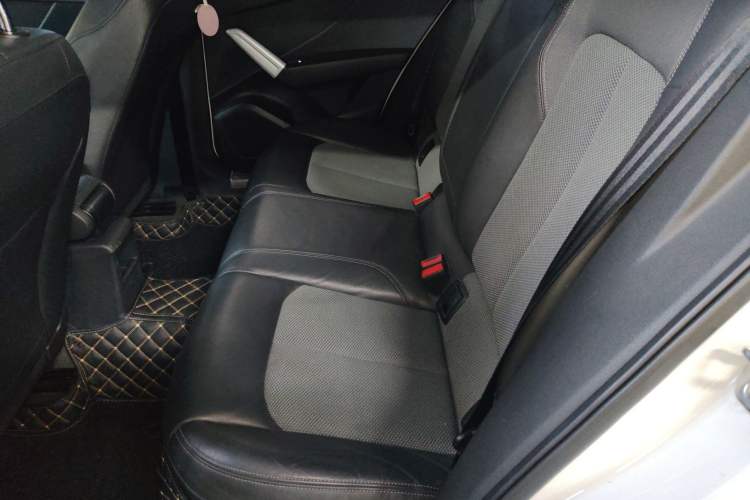 Used Audi Q2L 2018 35 TFSI Fashion Elegant Version China V
