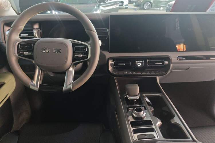 Used BAIC Off-Road BJ40 2024 2.0T All-New Blade Hero Edition Climber