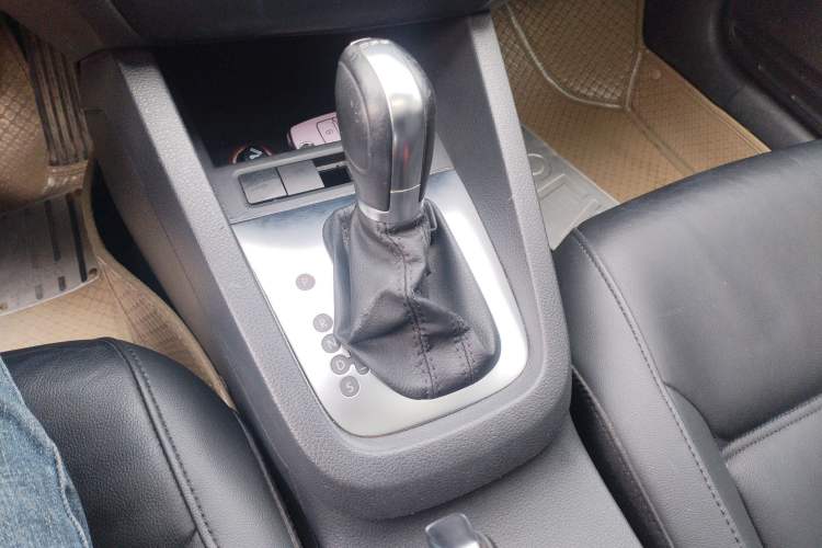 Used Volkswagen Sagitar 2014 1.4TSI Automatic Luxury Model