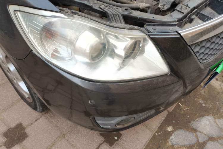 Used Haima Puxima 2010 1.6L Manual 7-Seater Luxury Right Front Headlight