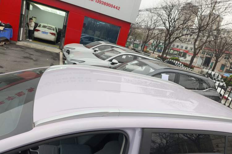 Used AION Y 2023 Younger