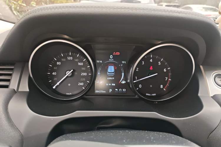 Used Land Rover Range Rover Evoque 2016 2.0T SE Smart Glow Edition
