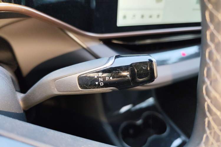 Used Hongqi EH7 2024 690 Pro
