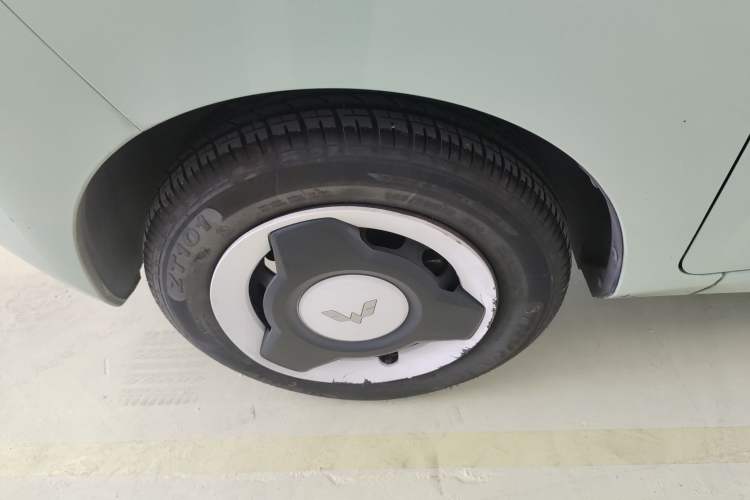 Used Wuling Hongguang MINIEV 2021 Macaron Premium Model – Lithium Iron Phosphate
