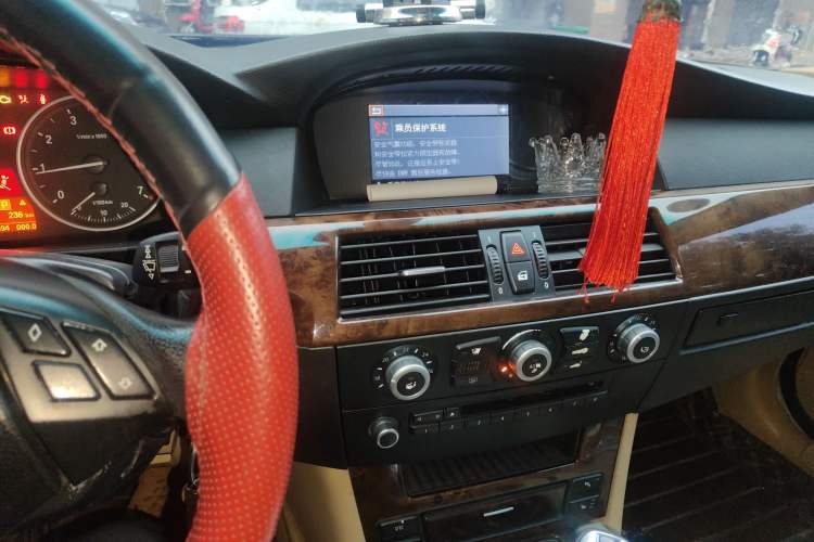 Used BMW 5 Series 2008 523Li Leading Model
