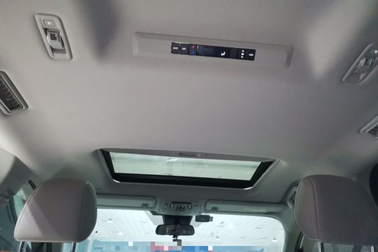 Used Toyota Sienna 2023 2.5L Hybrid Comfort Edition