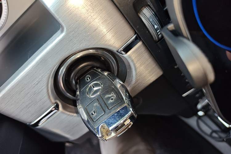 Used Mercedes-Benz GLK-Class 2012 GLK 300 4MATIC Fashion Model