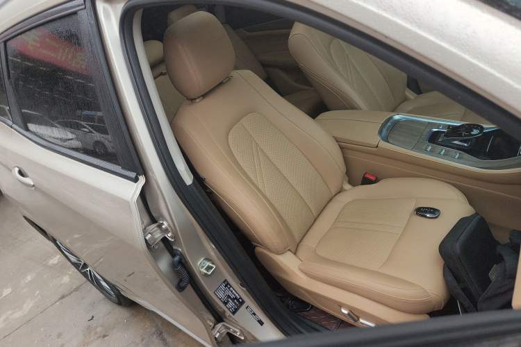 Used Landian E5 2023 1.5L DE-i 110KM Flagship 7-Seater