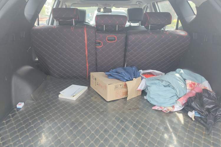 Used Hyundai Santa Fe 2013 2.4L Automatic Two-Wheel Drive Smart Version
