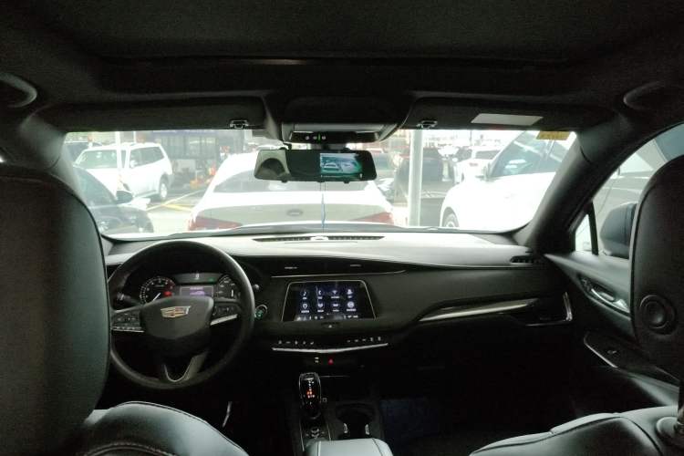 Used Cadillac XT4 2021 28T Two-Wheel Drive Tech Edition