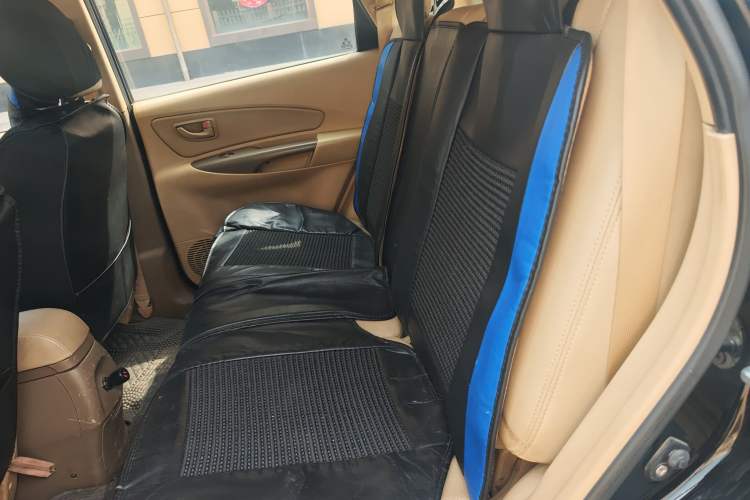 Used Hyundai Tucson 2009 2.0L Manual Two-Wheel Drive Fashion Edition
