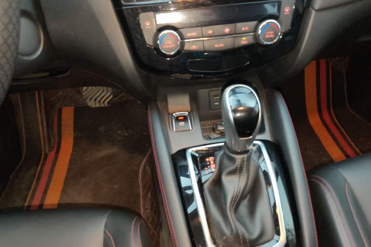 Used Nissan Qashqai 2022 2.0L CVT XV Smart Enjoyment Version
