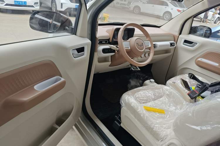 Used Wuling Hongguang MINIEV 2024 3rd Generation 215km Youth Edition