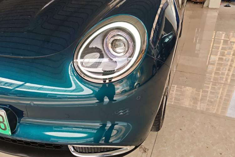 Used ORA Good Cat 2021 400km Standard Range Athena Edition Lithium-Ion Battery Left Front Headlight