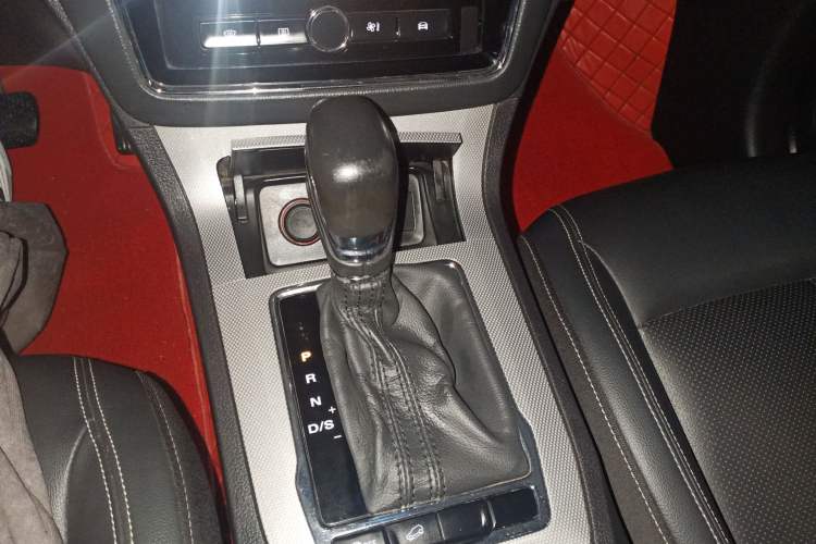 Used Roewe RX5 2020 20T Automatic 4G Connect Superior Flagship Edition
