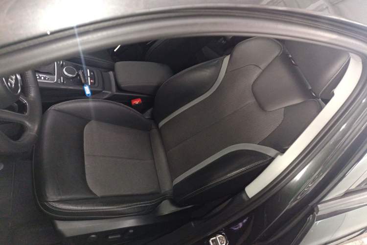 Used Audi Q2L 2020 35 TFSI Fashion Dynamic Model
