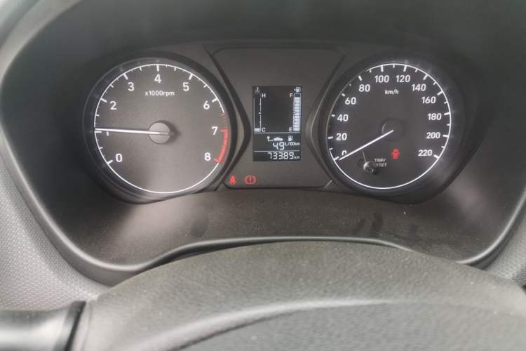 Used Hyundai Verna (older generation) 2020 1.4L Manual GLS Vibrant Edition Odometer Close Up