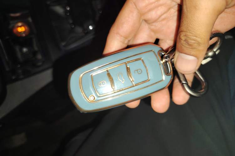 Used Geely Auto Emgrand 2017 Sedan Million Edition 1.5L Manual Upward Connect Version