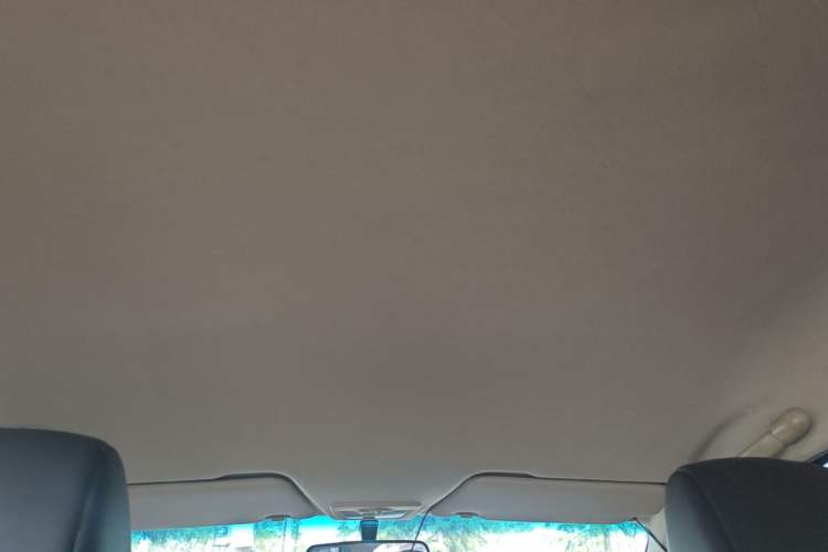 Used Baojun 310W 2017 1.5L Manual Fashion Model China V
