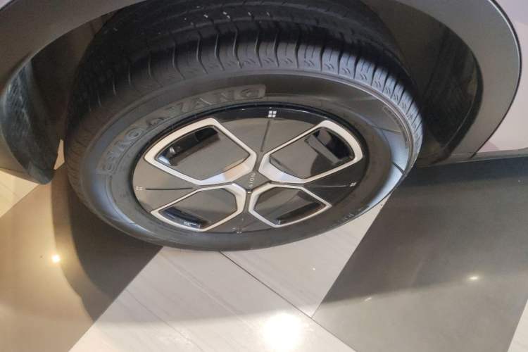 Used AION UT 2025 330 Starlight Edition