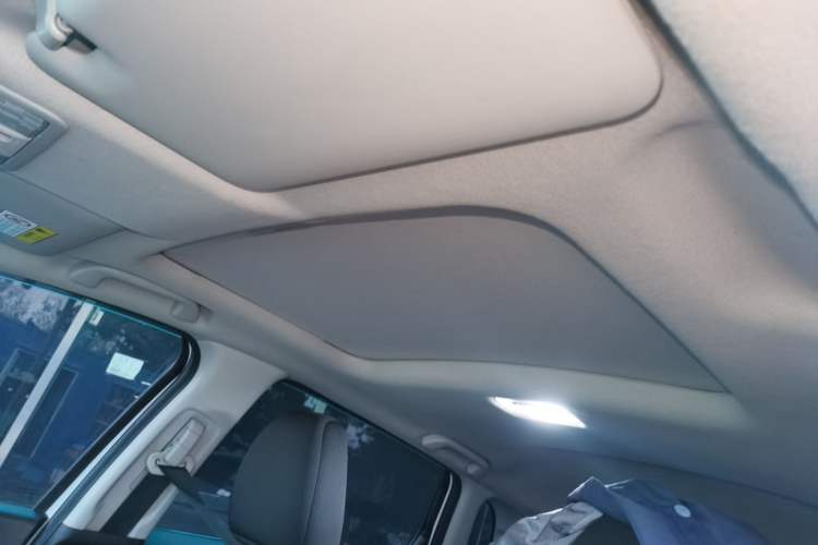 Used Honda Fit 2018 1.5L CVT Comfort Sunroof Version Headliner