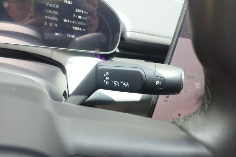 Used Zeekr 007 2024 Four-Wheel Drive Version 75 kWh Gear Lever