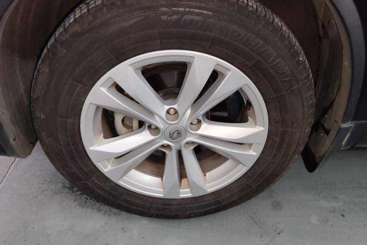 Used Renault Koleos 2017 2.0L Two-Wheel-Drive Leading Edition