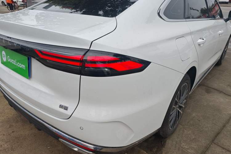 Used Geely Auto Emgrand 2026 Model 5th Generation 1.5L CVT Prestige Edition Right Rear Taillight