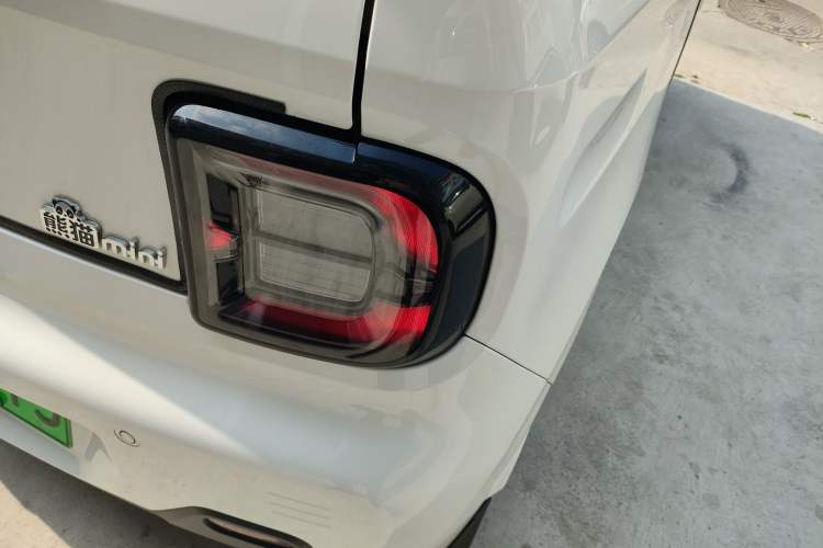 Used Geely Galaxy Panda 2024 Panda Mini 200km Endurance Bear