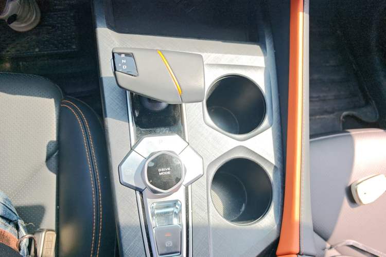 Used CHANGAN UNI-V 2022 1.5T Prestige Version