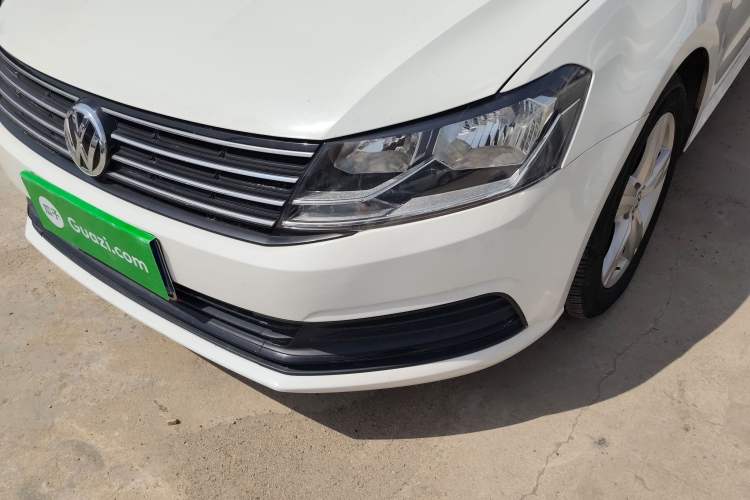 Used Volkswagen Lavida 2018 Classic 1.5L Automatic Fashion Edition China VI Standard Left Front Headlight