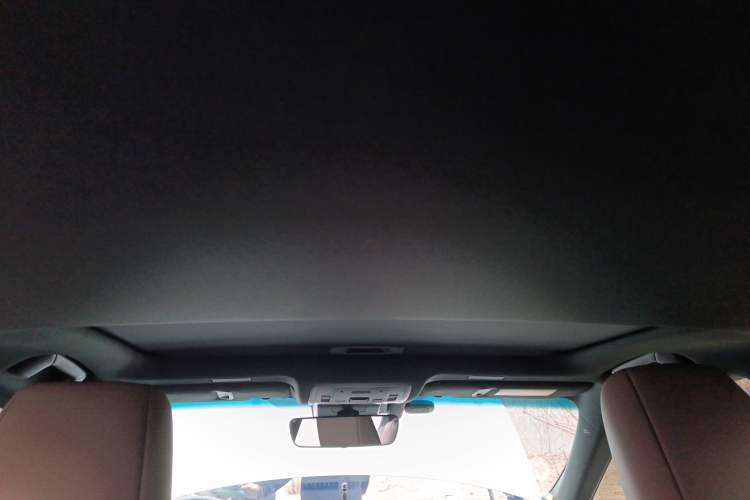 Used Lexus ES 2025 300h Deluxe Edition
