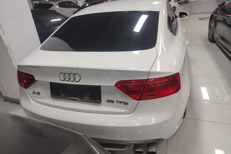 Used Audi A5 2014 Sportback 45 TFSI Rear