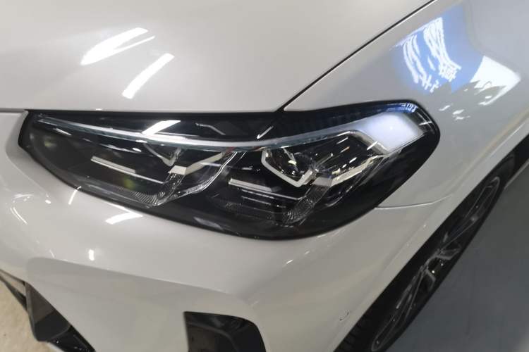 Used BMW X3 2023 Restyled xDrive30i Leading Edition M Night Sky Package Left Front Headlight