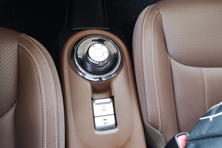 Used Wuling Bingo 2023 410 km Lingxi Deluxe Edition Gear Lever