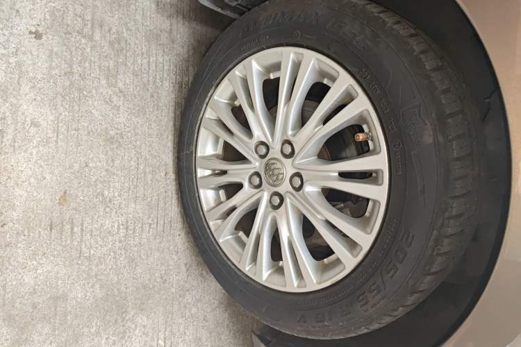 Used Buick GT 2017 15N Automatic Elite Version