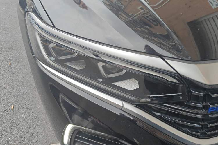 Used Volkswagen Passat New Energy 2023 430 PHEV Hybrid Luxury Edition Right Front Headlight