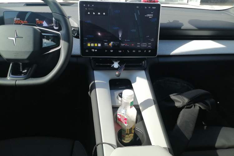 Used Polestar 4 2024 Dual-Motor Long-Range
