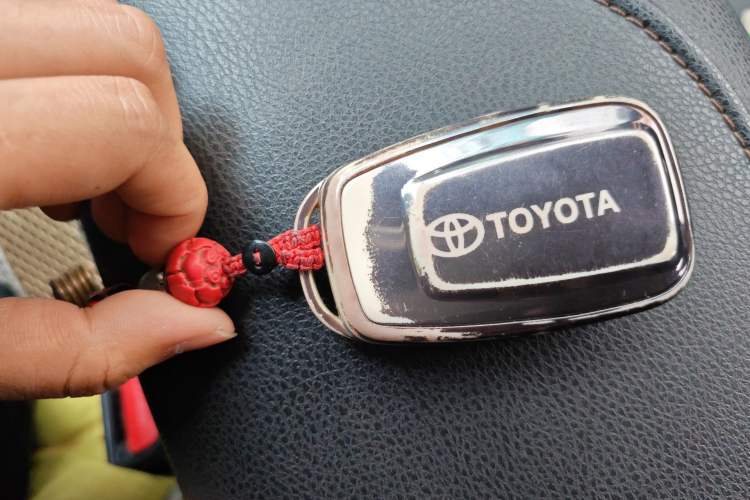 Used Toyota Camry 2018 2.0S FENGSHANG Edition
